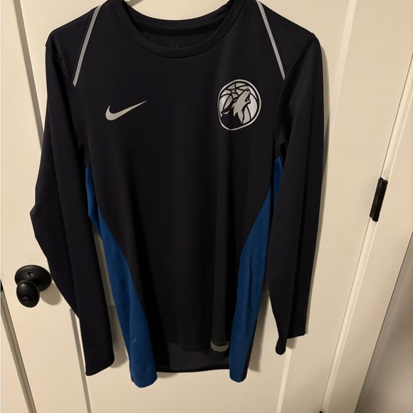 Minnesota Timberwolves Nike Long Sleeve - Picture 1 of 3